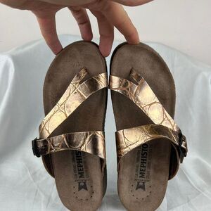 Women's MEPHISTO Metallic  Pattern  strap sandals Size 38 US 7.5